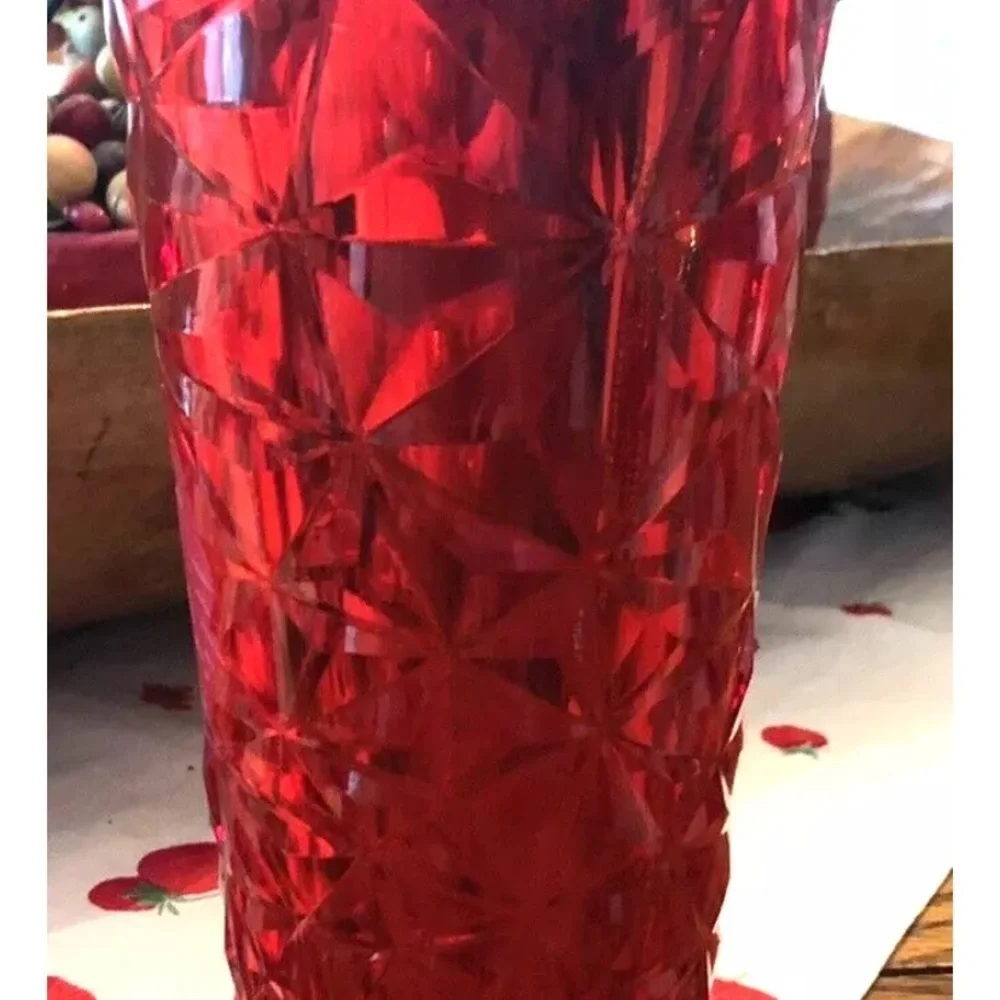 New STARBUCKS 2023 Red Diamond Color Cup Tall T26